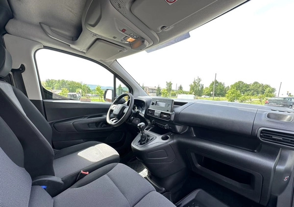 Toyota ProAce cena 59900 przebieg: 127100, rok produkcji 2021 z Kraków małe 352